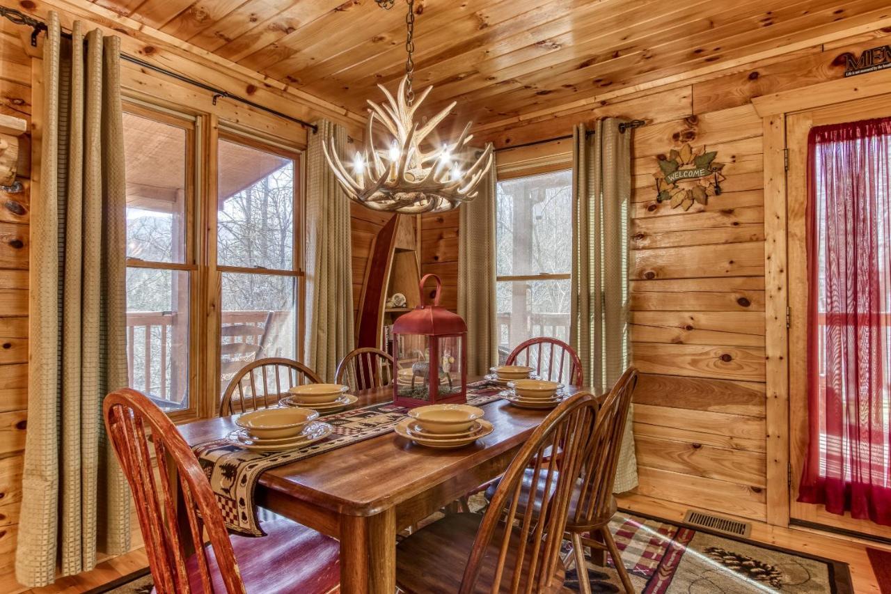 Magical Moments, Hot Tub, Wifi, 1089 Free Tickets Each Paid Day, Dollywood And More Gatlinburg Buitenkant foto
