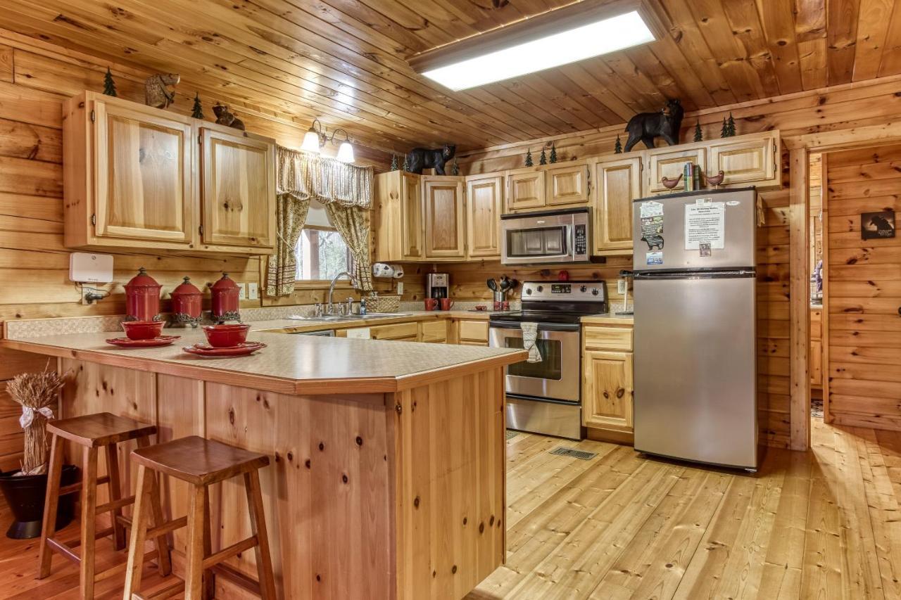 Magical Moments, Hot Tub, Wifi, 1089 Free Tickets Each Paid Day, Dollywood And More Gatlinburg Buitenkant foto