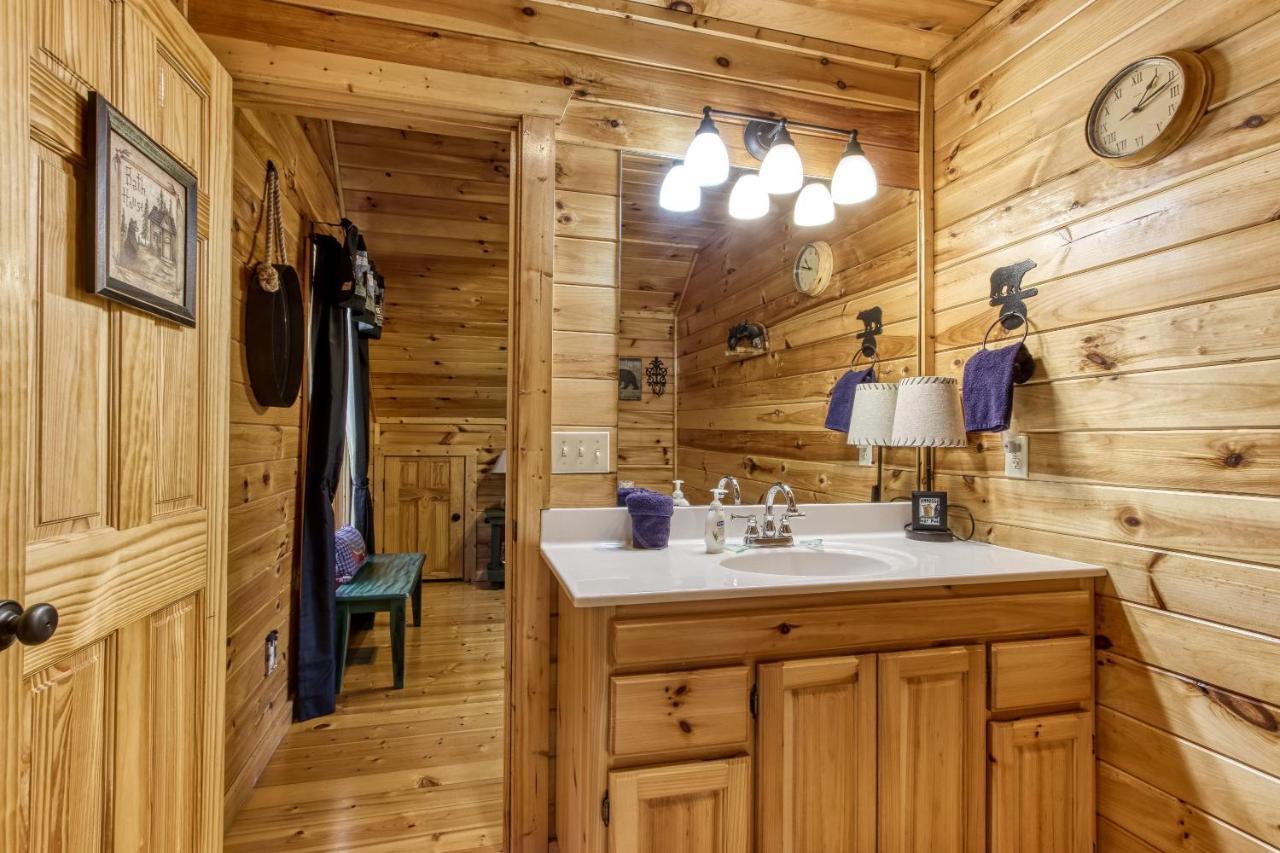 Magical Moments, Hot Tub, Wifi, 1089 Free Tickets Each Paid Day, Dollywood And More Gatlinburg Buitenkant foto