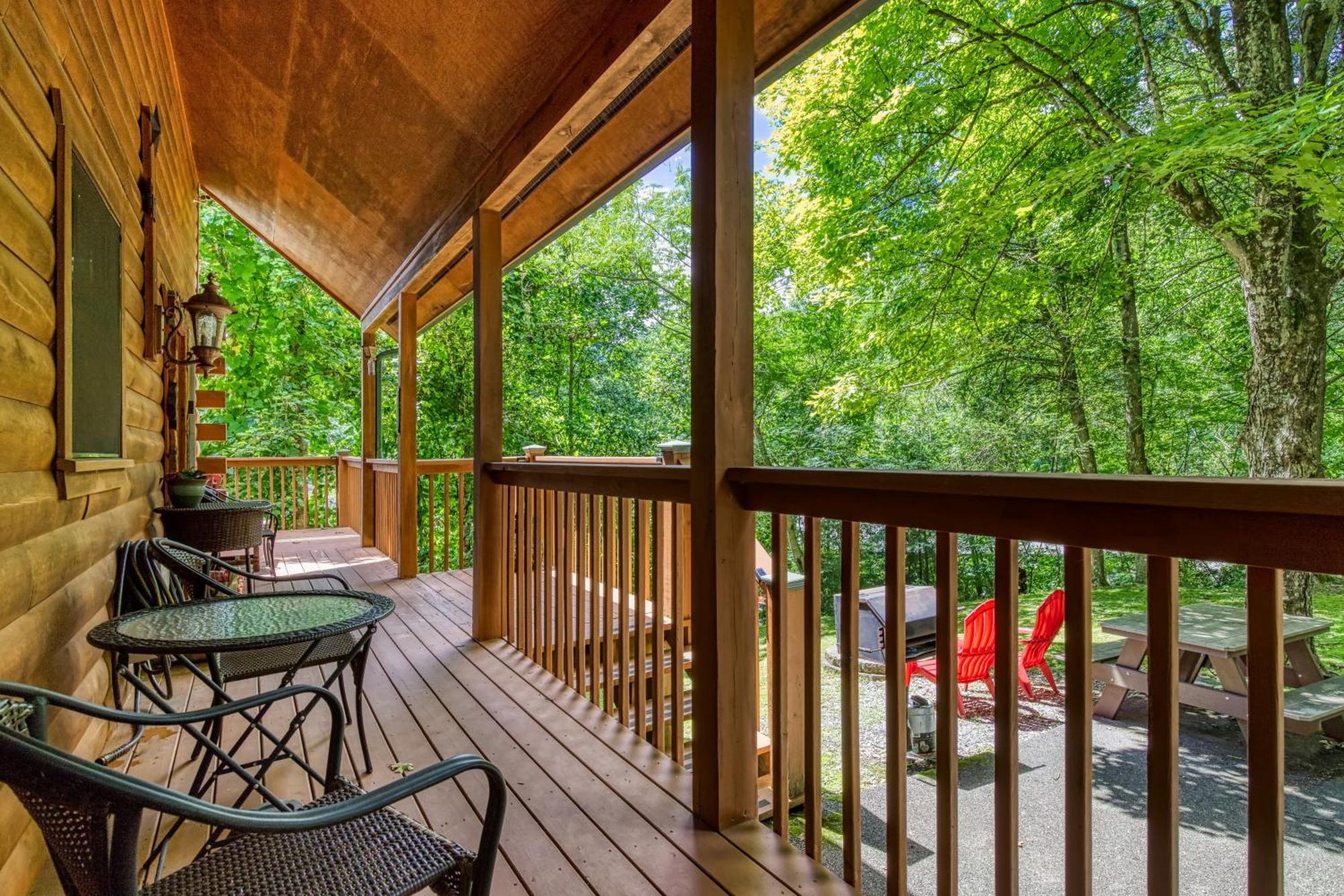 Magical Moments, Hot Tub, Wifi, 1089 Free Tickets Each Paid Day, Dollywood And More Gatlinburg Buitenkant foto