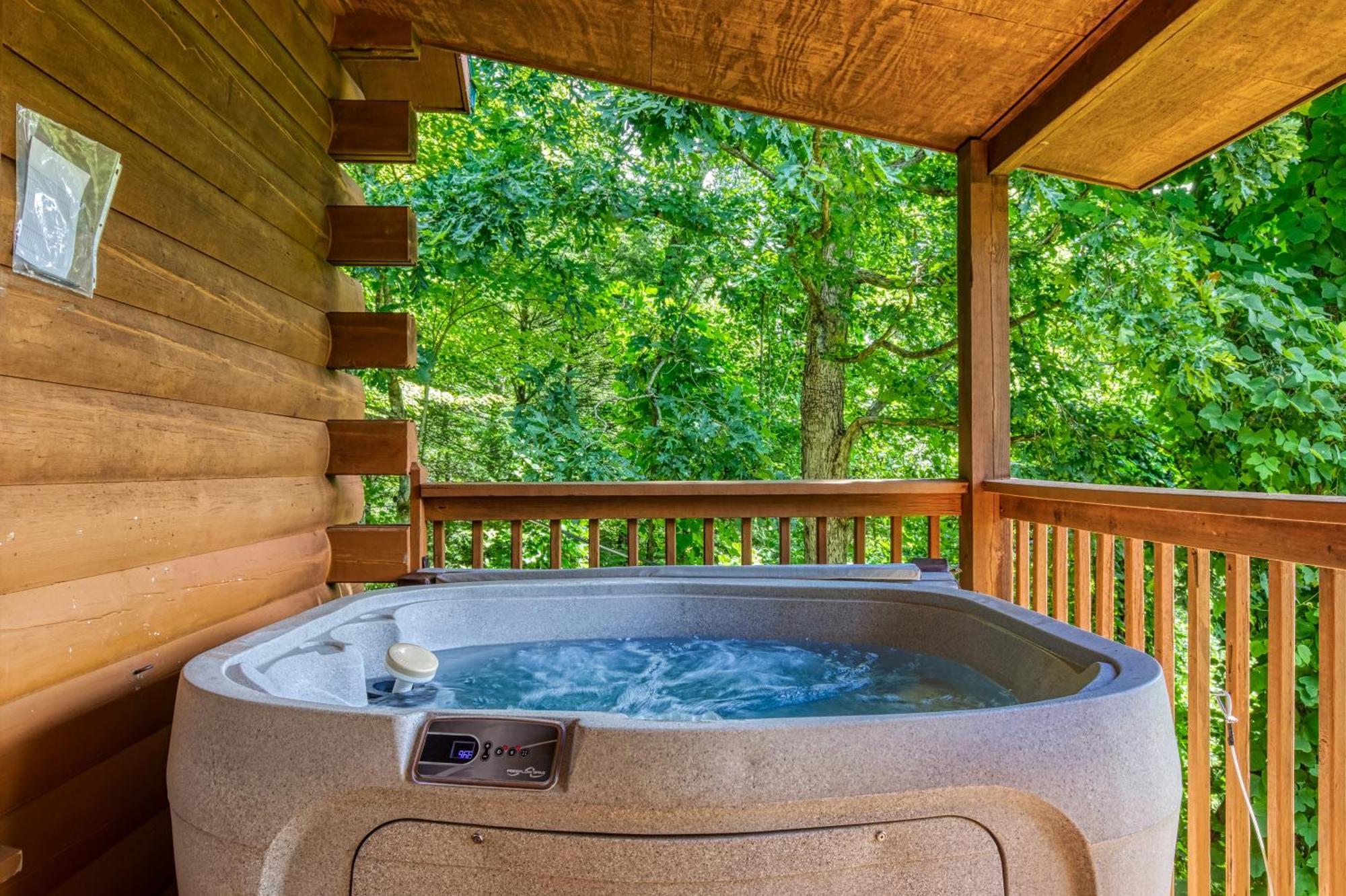 Magical Moments, Hot Tub, Wifi, 1089 Free Tickets Each Paid Day, Dollywood And More Gatlinburg Buitenkant foto